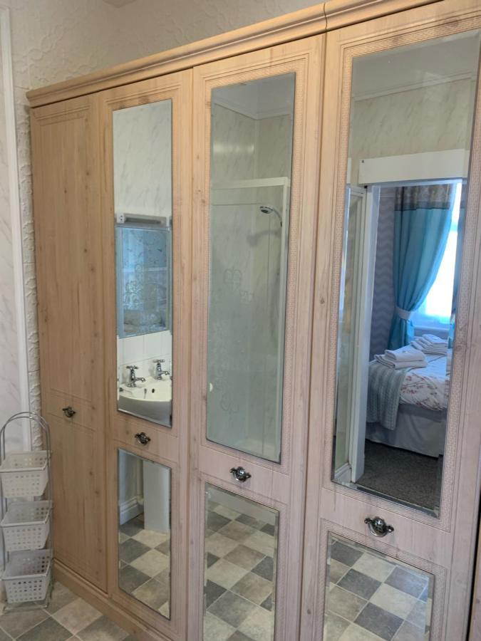 Heather Lea Guest Rooms Blackpool Exterior photo