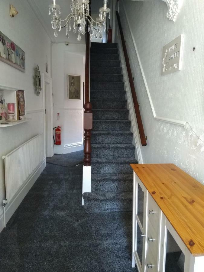 Heather Lea Guest Rooms Blackpool Exterior photo